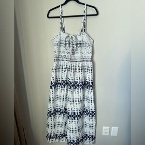 Elegant Blue and White Maxi Dress with cutout